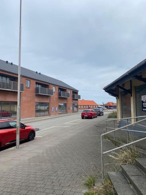 3 Vaerelses Lejlighed Taet Faergen Hirtshals Bagian luar foto